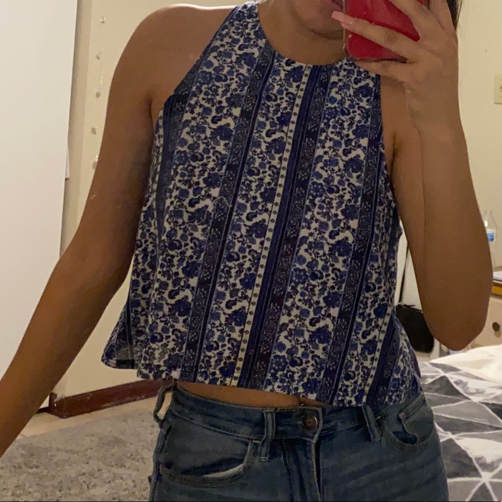 Flowy tank